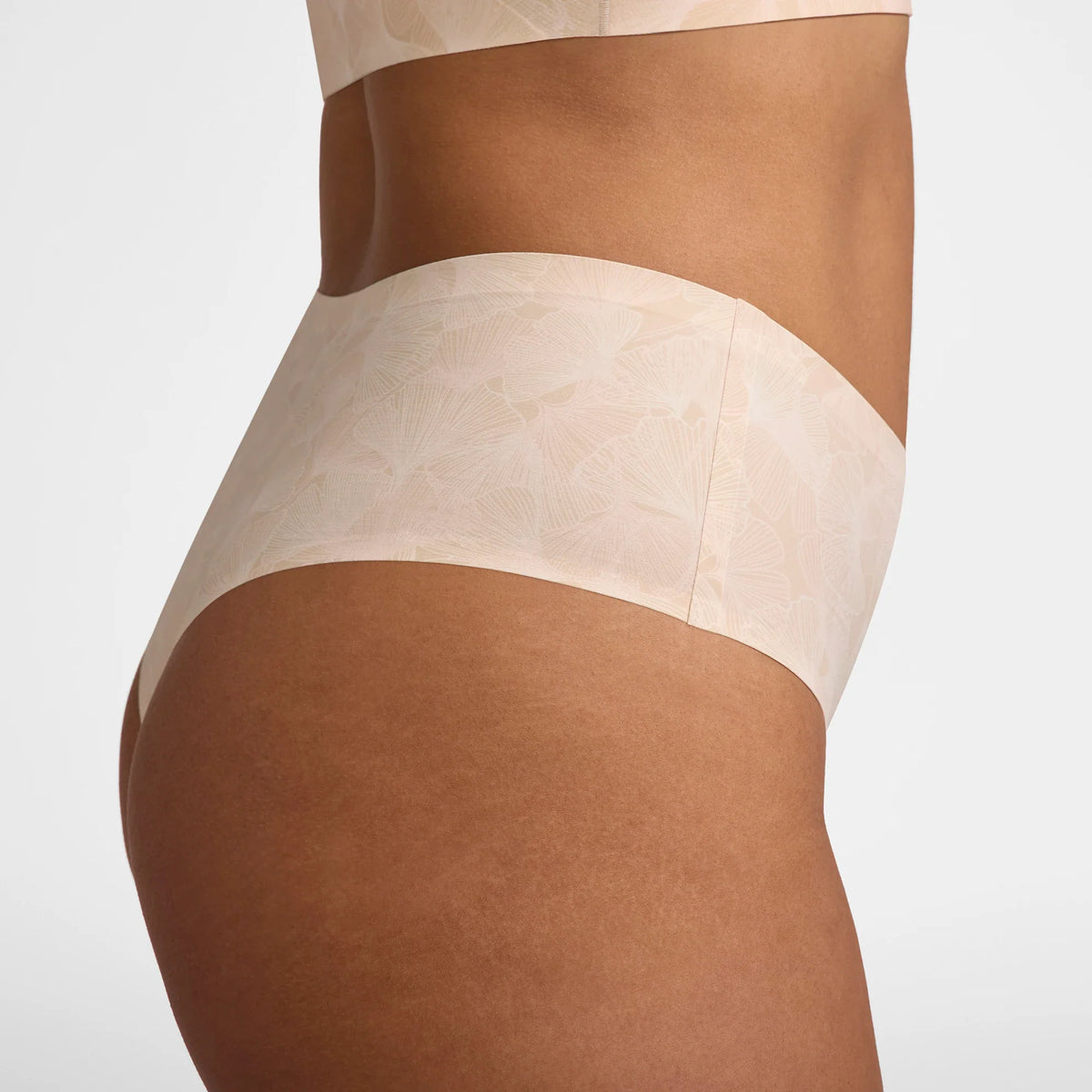 All Color: Champagne Ginkgo | thong seamless underwear